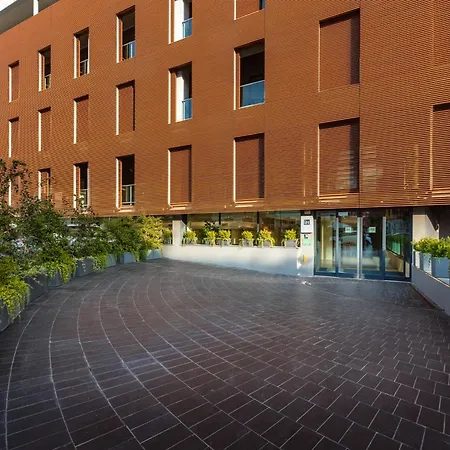 Ih Watt 13 4* Milán