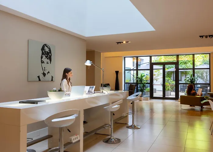 Ih Watt 13 4* Mediolan