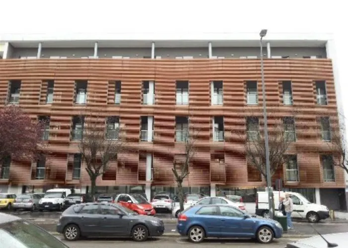 Hotel Ih Watt 13 Mediolan