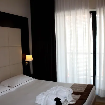 Hotel Ih Watt 13 Milano